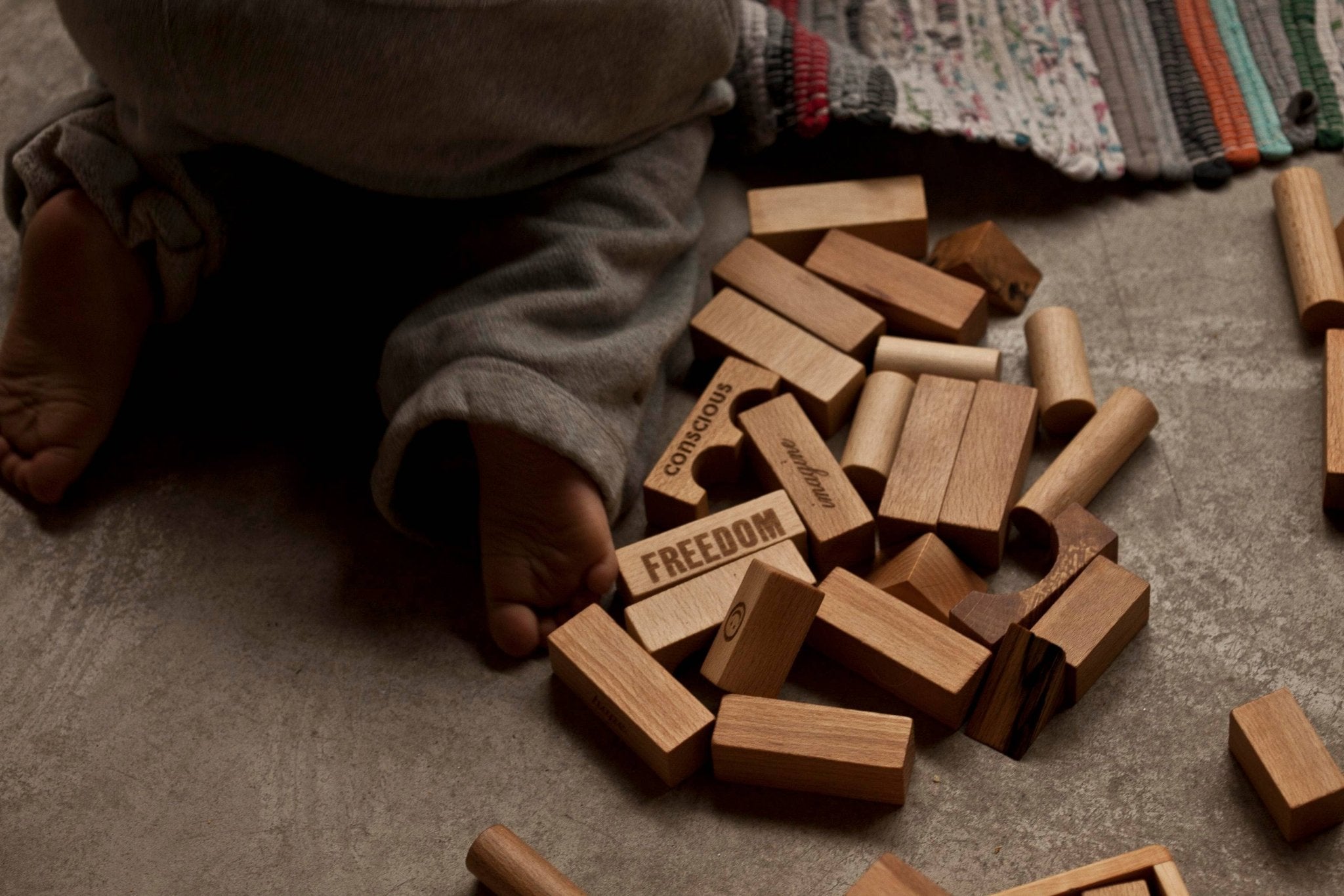 Wooden Blocks In Tray - 30 pcs Natural - Snedkerværktøj